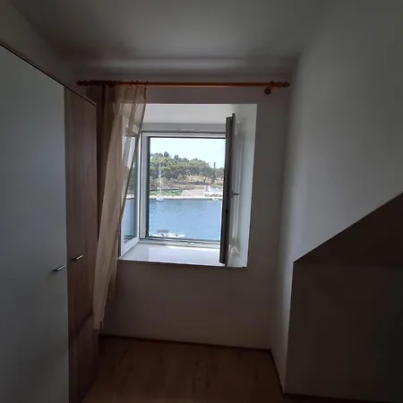 Neptun Apartment Maslinica