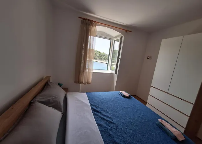 Apartment Neptun Maslinica